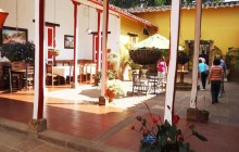 Hotel Hacienda Santa Barbara, Pinchote - Santander